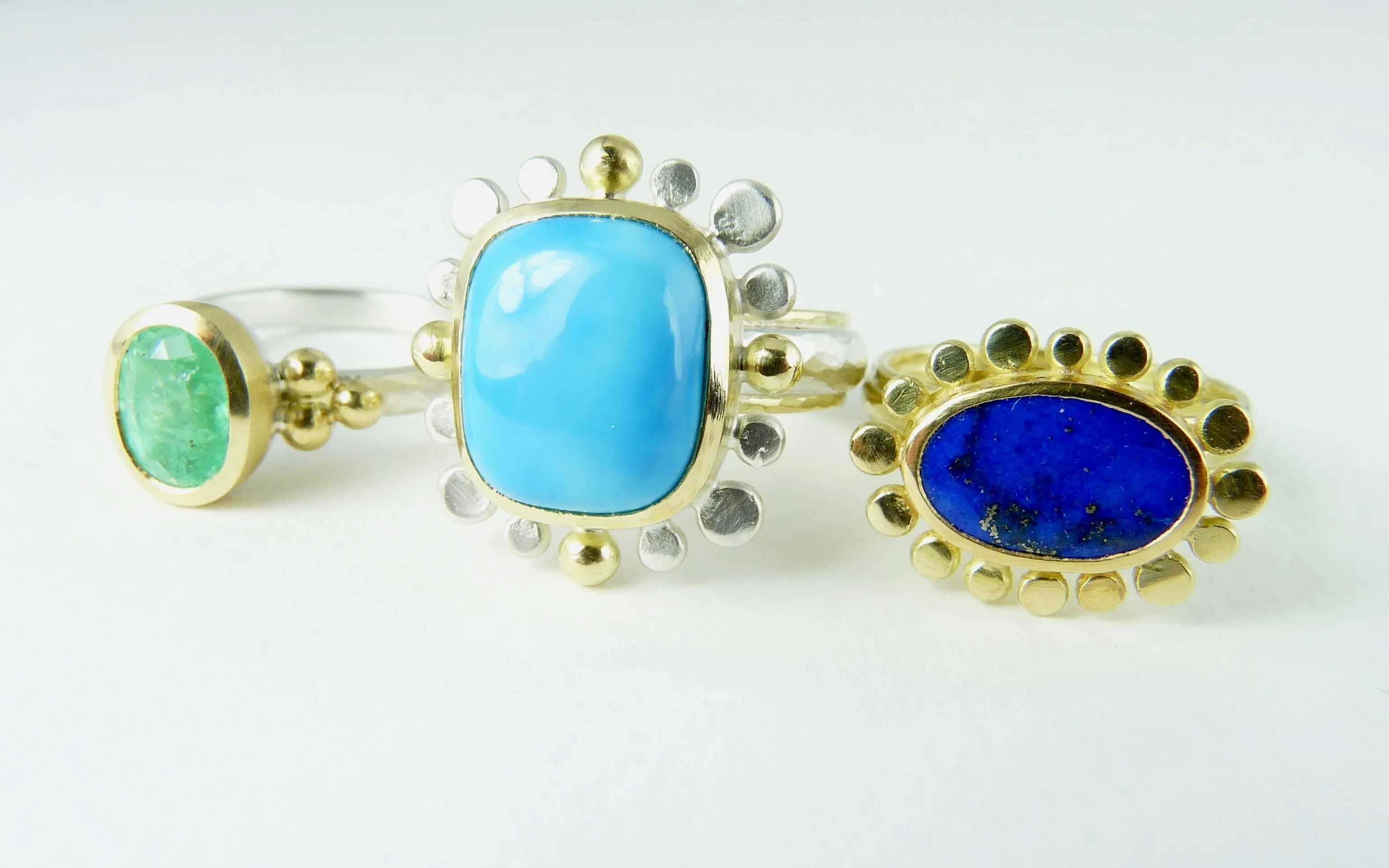 18ct gold Lapis Lazuli Courtesan ring