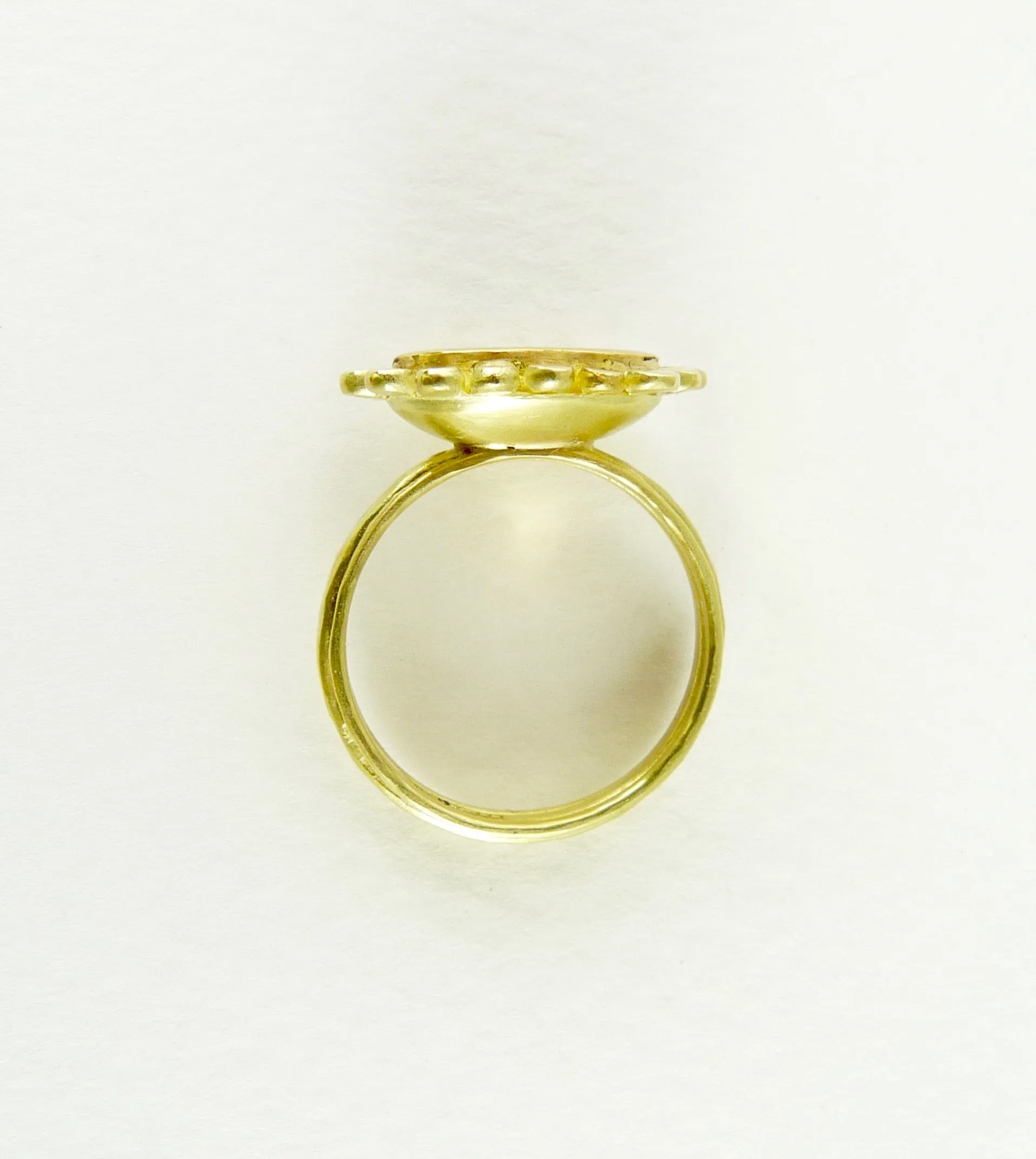 18ct gold Lapis Lazuli Courtesan ring