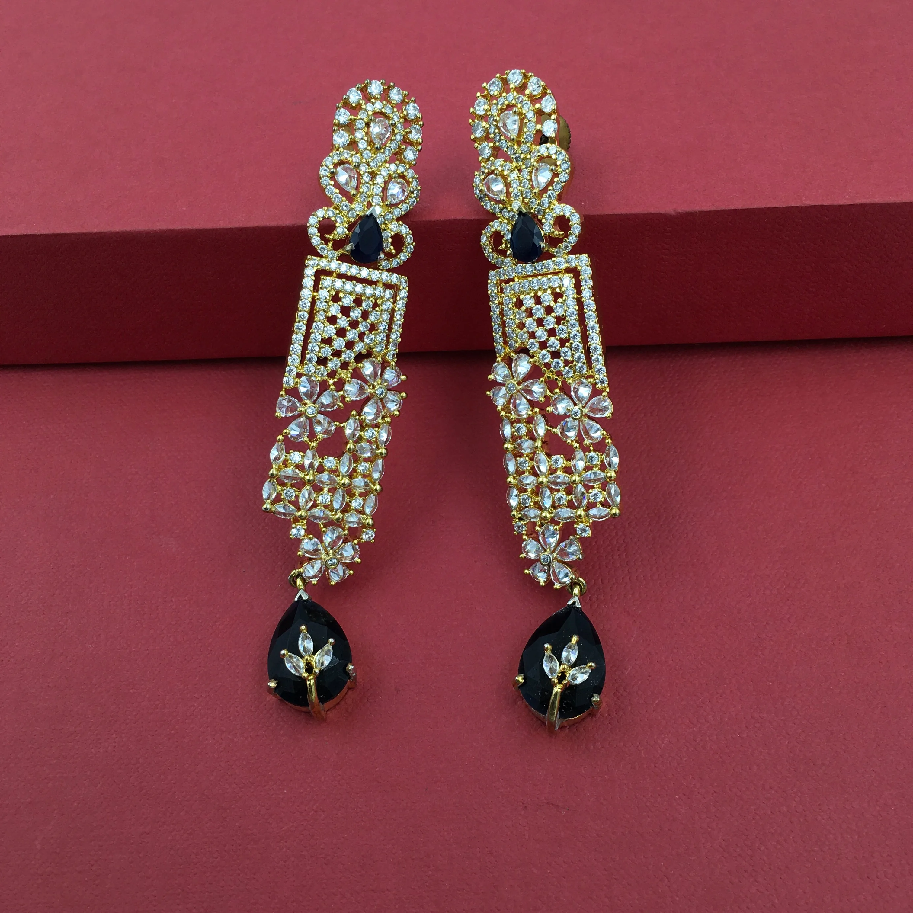 Danglers Zircon/AD Earring 8833-100