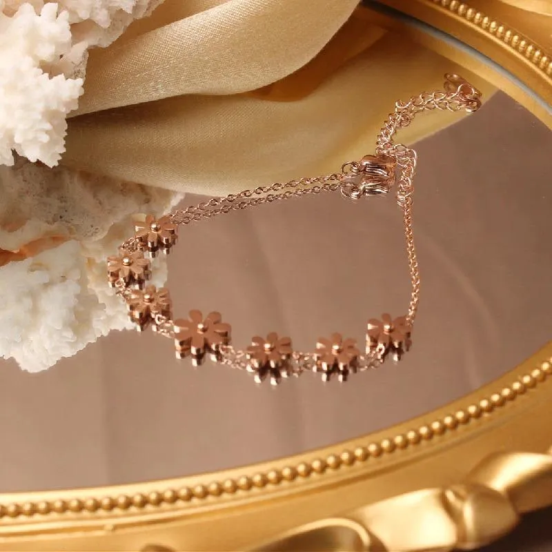 Deluxe Zircon Flower Adjustable Bracelet