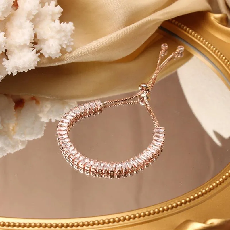 Deluxe Zircon Flower Adjustable Bracelet