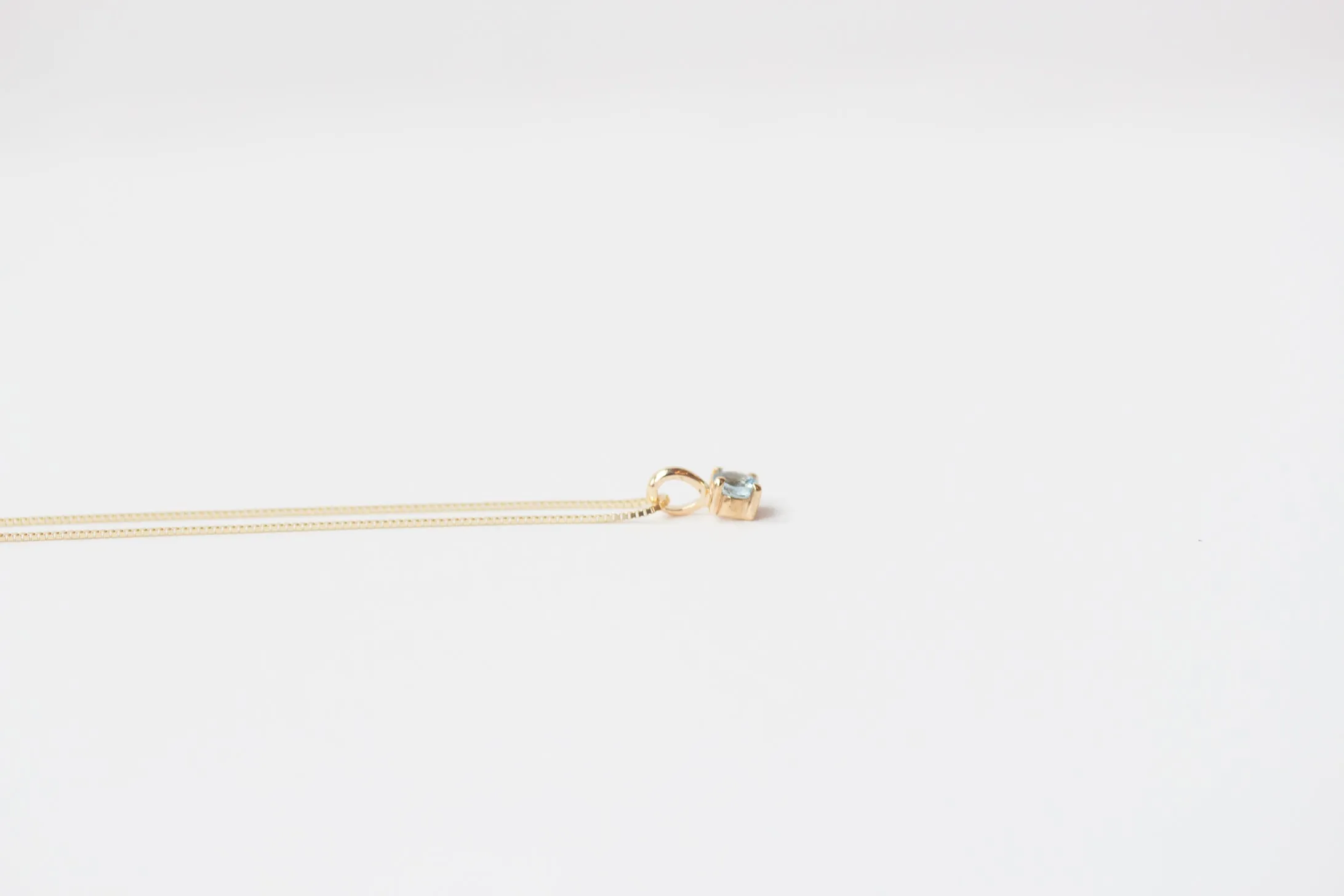 Element Necklace in Aquamarine