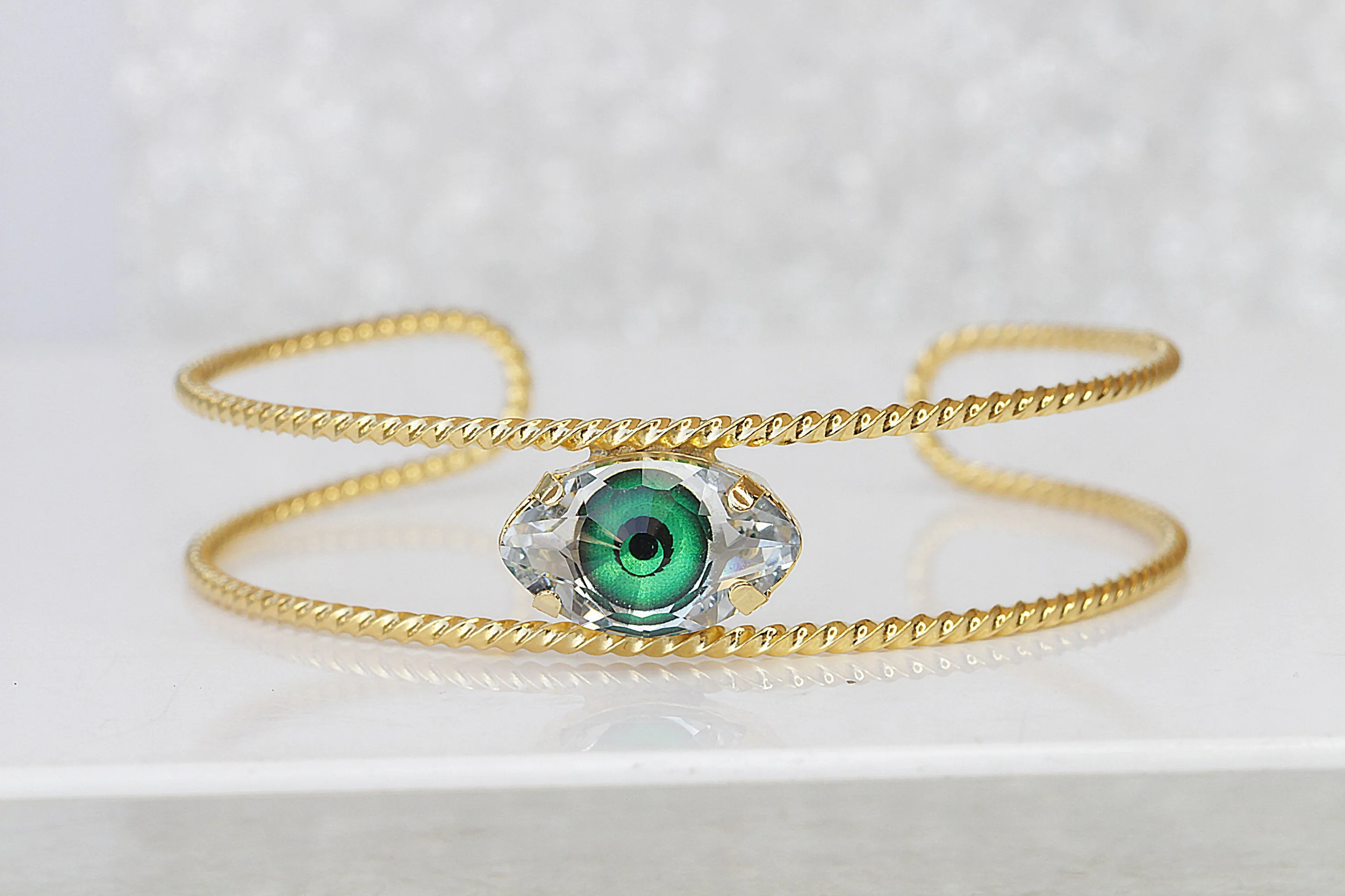 GREEN EYE BRACELET