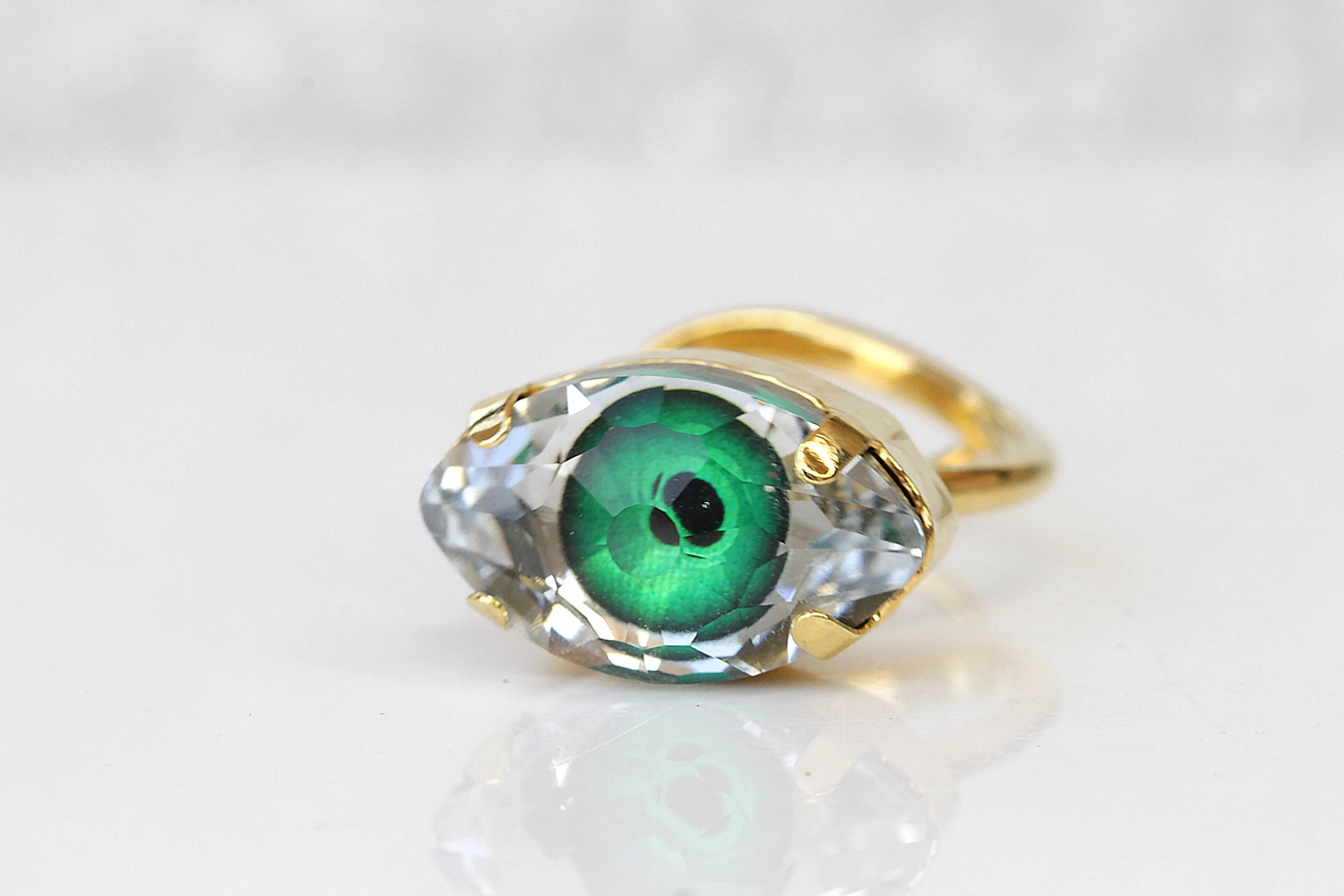 GREEN EYE BRACELET