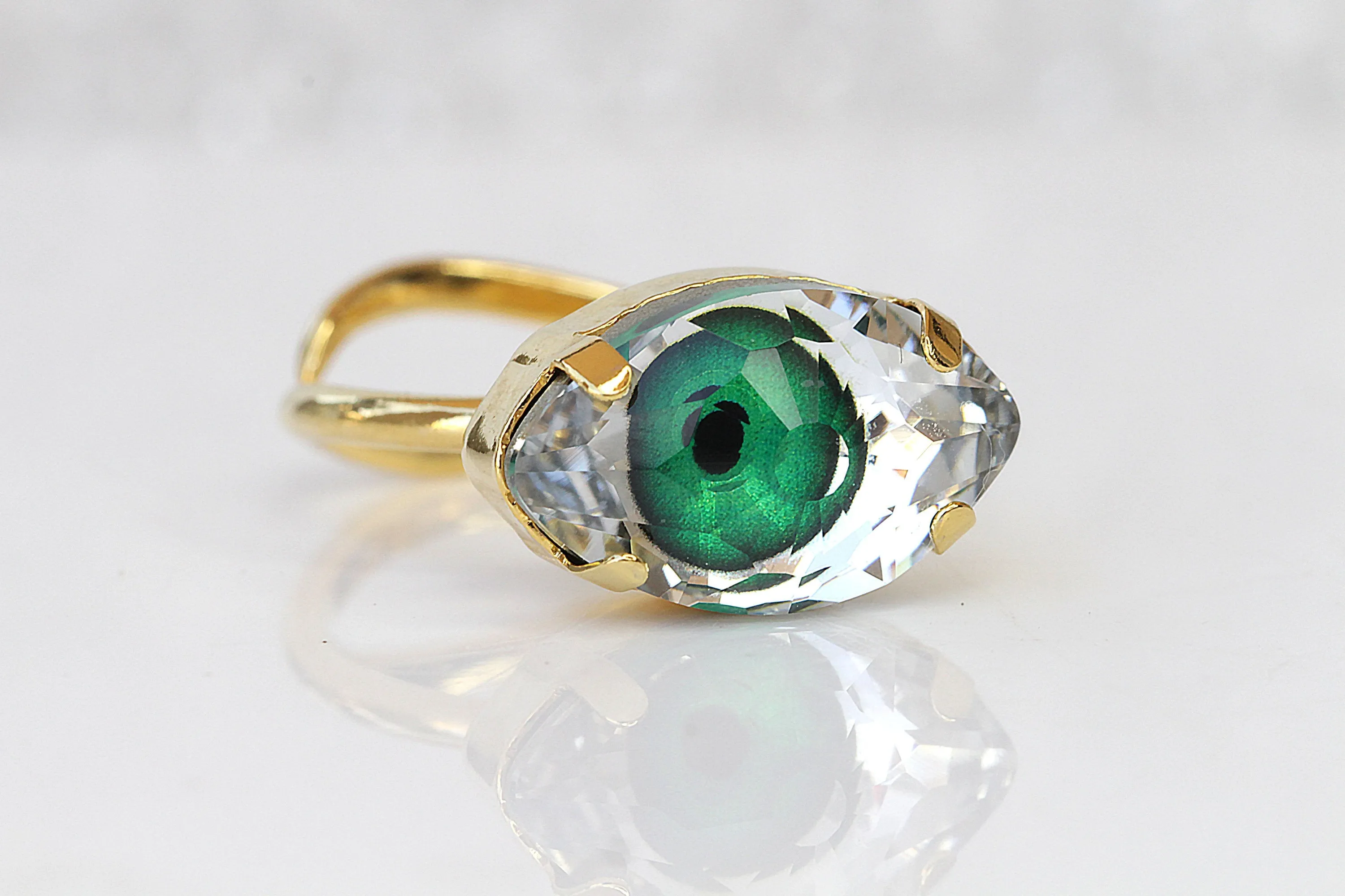 GREEN EYE BRACELET