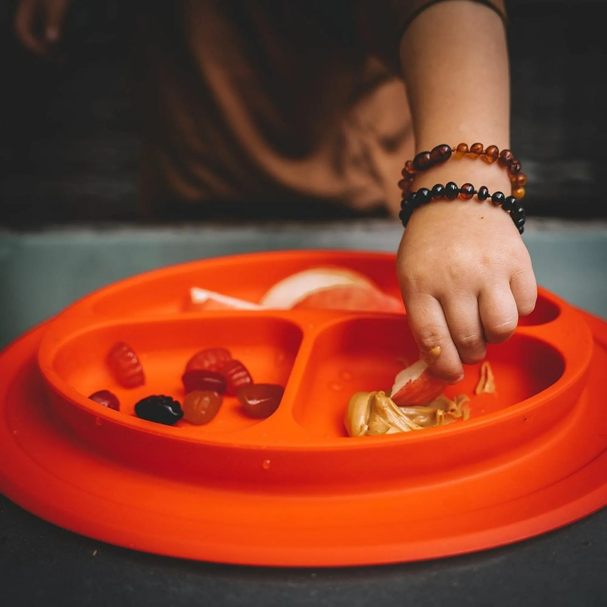 Kids | Dark Cognac Baltic Amber Bracelet