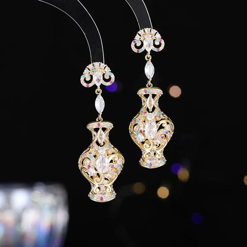 Light luxury new Chinese style ancient style three-dimensional earrings retro zircon inlaid high-end long blue and white porcelain dinner earrings