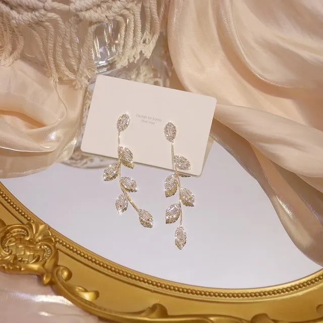 Micro Inlaid Cubic Zircon Leaves Earrings