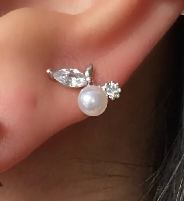 Mini Spring Earrings - pearls and leaves