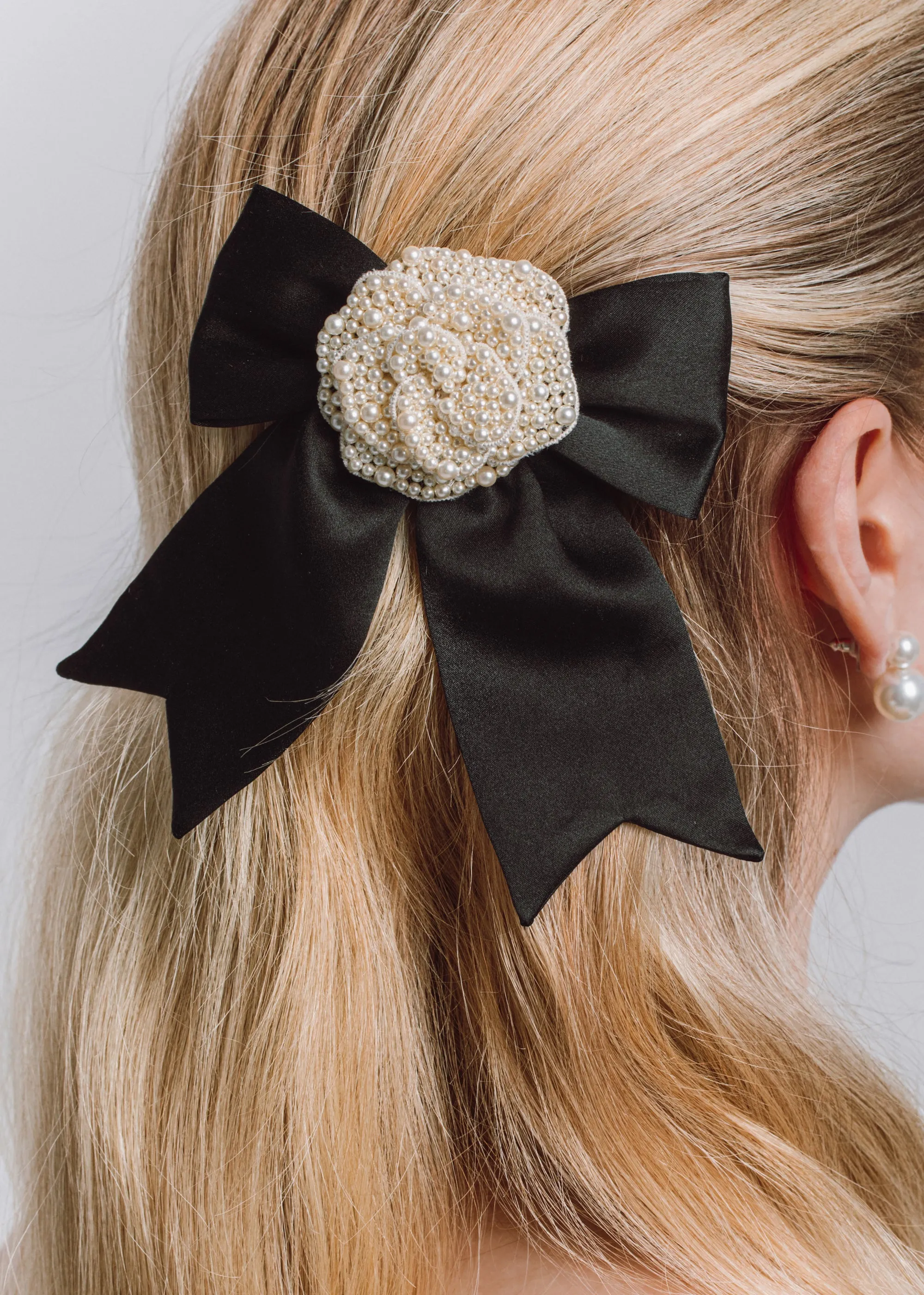 Muriel Bow Barrette -- Pearl